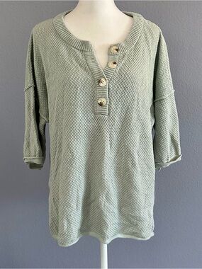 Andree By Unit NWOT S Lightweight Sweater Knit Top
